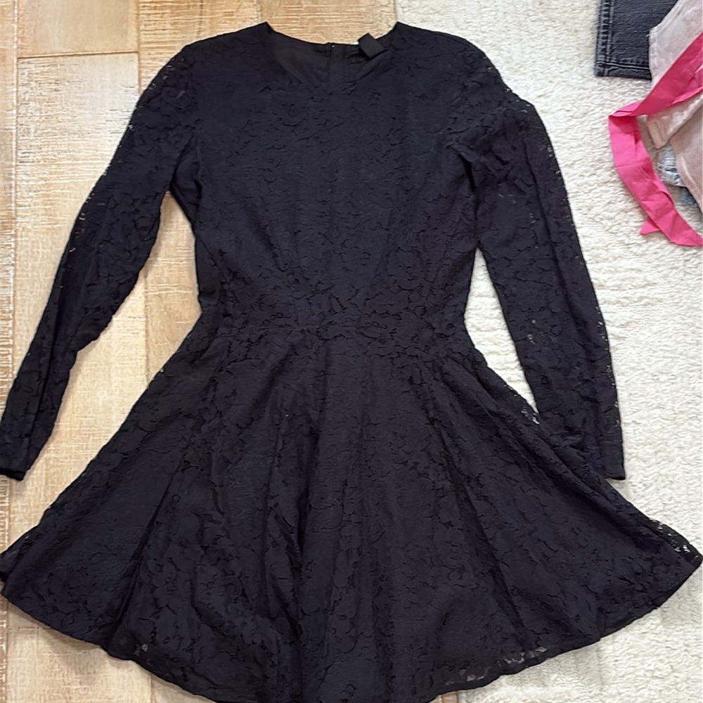 H&M women’s black lace long sleeve mini dress size 4